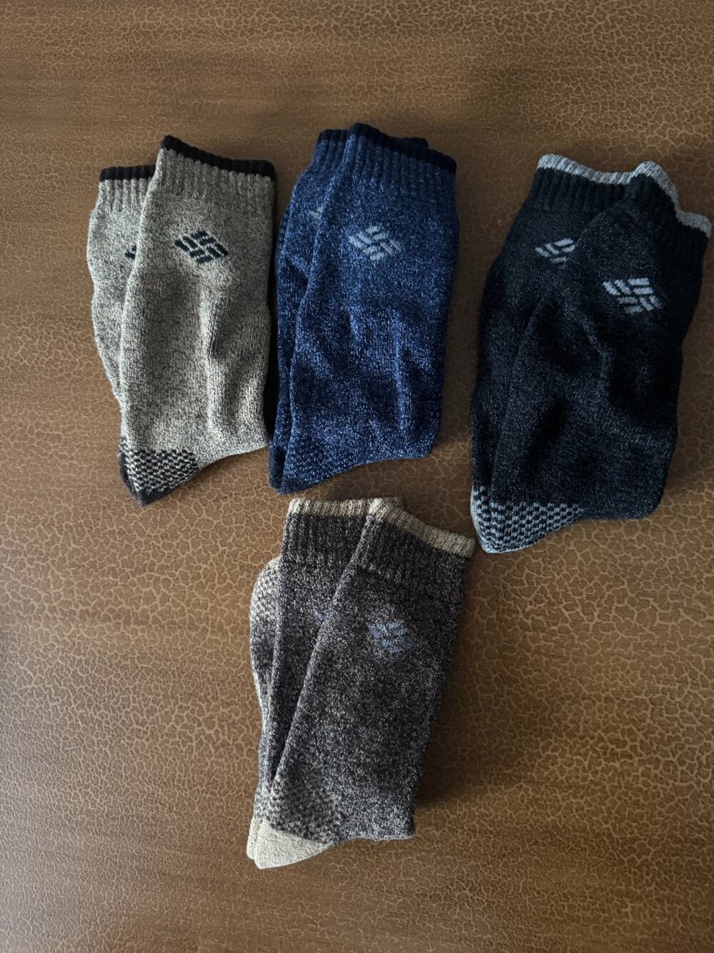 Mens Columbia Sportswear Hiking Camping Socks - 4 pair